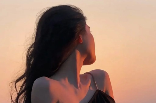 AI写公众号年赚200万引热议平台重拳整治封禁违规账号